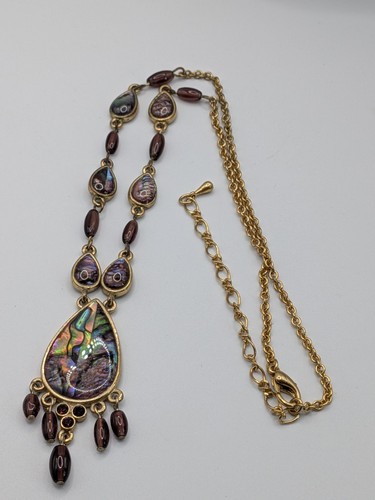 Beautiful gold tone - tone, necklace