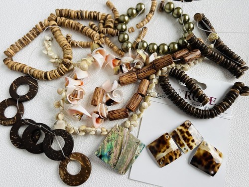 Job lot natural jewellery - lot,
