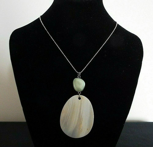 Abalone disc pendant pale - disc, &